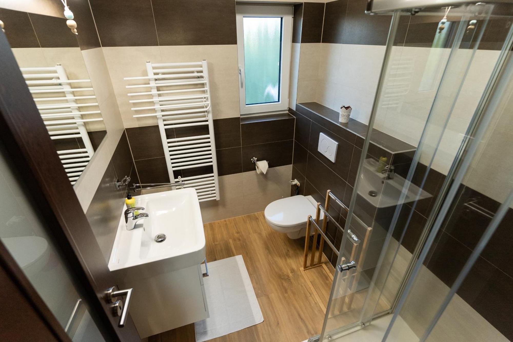 Apartmany Kohoutek A Slepicka V Novohradskych Horach Нове-Гради Екстер'єр фото